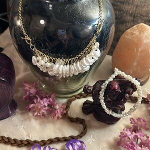 White 2 row necklace & bracelet